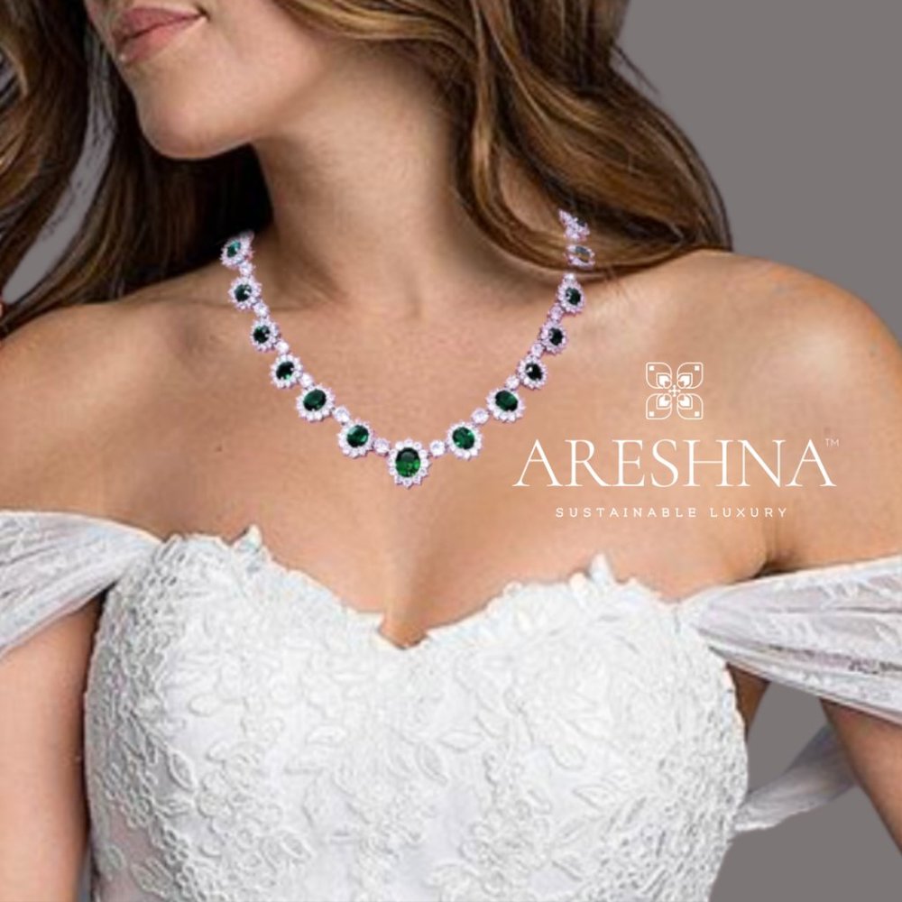 Green Emerald Diamond Bridal Jewelry Set Necklace and Earrings Crystal Jewelry - Picture 3 of 9